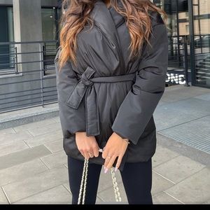 Faux leather wrap puffer coat | L/XL